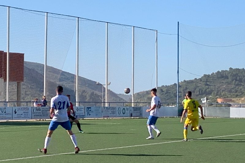 Primera Regional: Benissa y Gorgos no pasan del empate y la fiesta del ascenso a Preferente es para La Font Primera Regional: Benissa y Gorgos no pasan del empate y la fiesta del ascenso a Preferente es para La Font