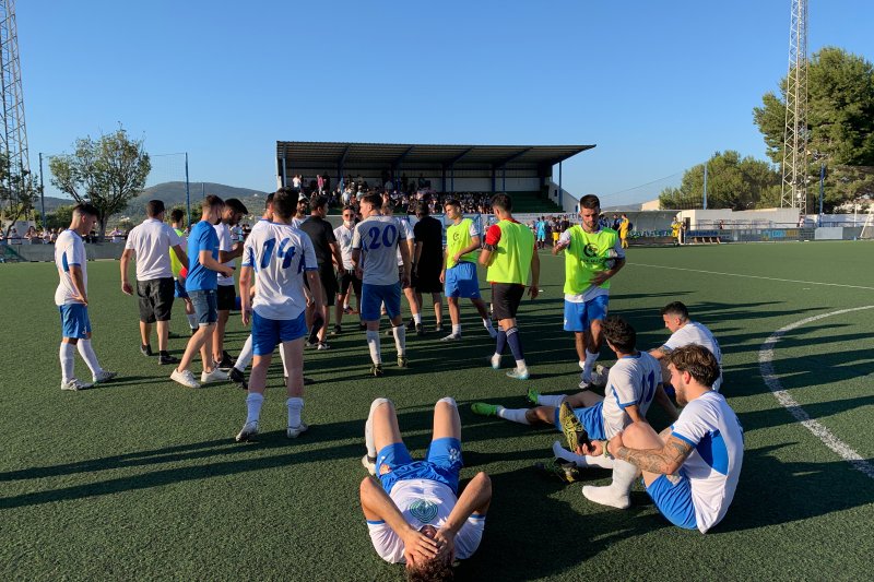 Primera Regional: Benissa y Gorgos no pasan del empate y la fiesta del ascenso a Preferente es para La Font Primera Regional: Benissa y Gorgos no pasan del empate y la fiesta del ascenso a Preferente es para La Font