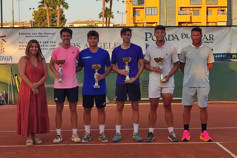 Pedro Ródenas se adjudica el Torneo Orysol de Dénia tras un gran triunfo ante Carlos López Pedro Ródenas se adjudica el Torneo Orysol de Dénia tras un gran triunfo ante Carlos López