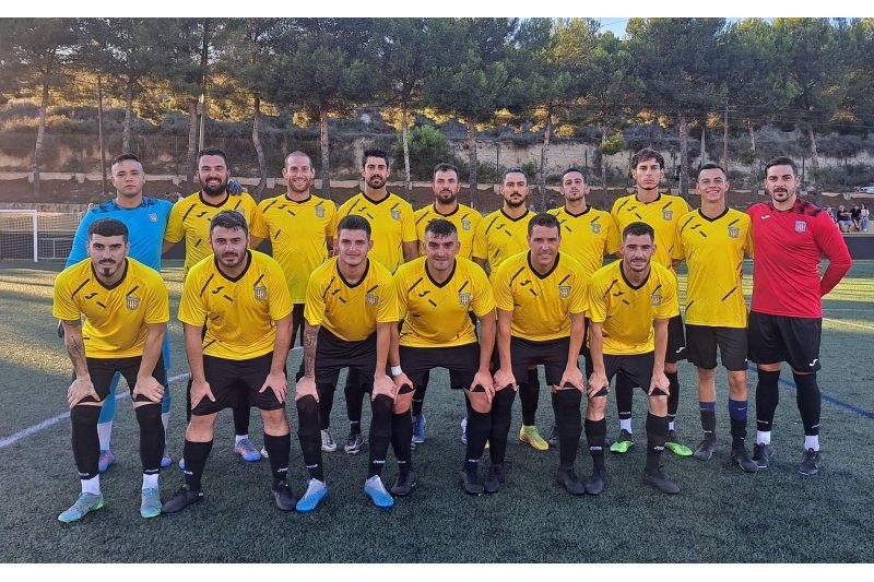 Tercera FFCV: Dénia B y Benitatxell ganan y suben, y el Verger pierde y se desinfla Tercera FFCV: Dénia B y Benitatxell ganan y suben, y el Verger pierde y se desinfla