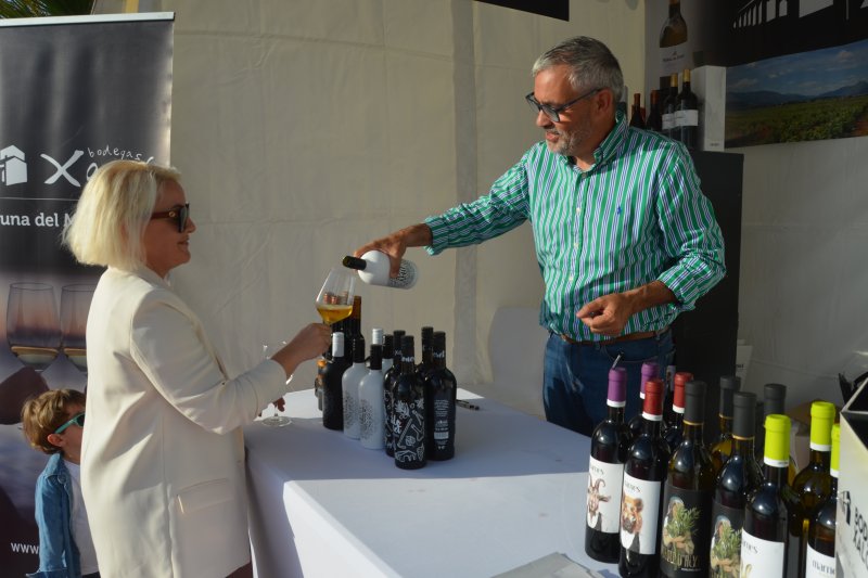 La IV Feria del Vino Marina Dénia bate su récord de visitantes La IV Feria del Vino Marina Dénia bate su récord de visitantes