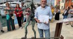 Luciano González, Salvador Mollà y Anton Gudzykevych, ganadores del VI concurso 'Esculturas frente al mar' Luciano González, Salvador Mollà y Anton Gudzykevych, ganadores del VI concurso 'Esculturas frente al mar'
