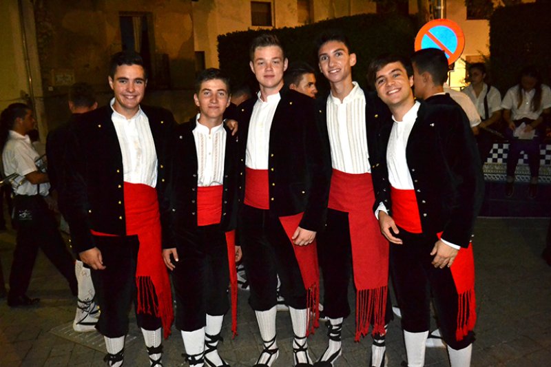 Gabriela Marqués i la xiqueta Àngela Grimalt són elegides reines de les festes de 2019 de Benissa Gabriela Marqués i la xiqueta Àngela Grimalt són elegides reines de les festes de 2019 de Benissa