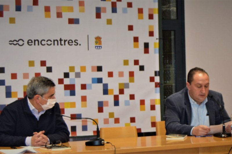 El primer dels Encontres a Beniarbeig revela com es va intentar matar Joan Fuster  El primer dels Encontres a Beniarbeig revela com es va intentar matar Joan Fuster