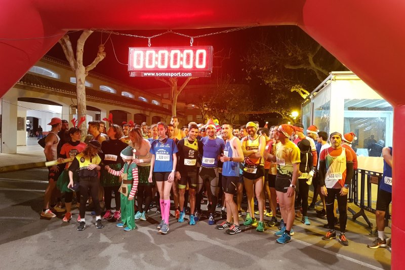 Atletisme: Younnes i Pérez s’imposen en una Sant Silvestre ondarenca que congrega a  quatre-centes atletes en un ambient festiu i d'alegria Atletisme: Younnes i Pérez s’imposen en una Sant Silvestre ondarenca que congrega a  quatre-centes atletes en un ambient festiu i d'alegria