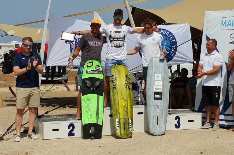Alejandro Climent se proclama campeón de España de Fórmula Kite en Dénia Alejandro Climent se proclama campeón de España de Fórmula Kite en Dénia