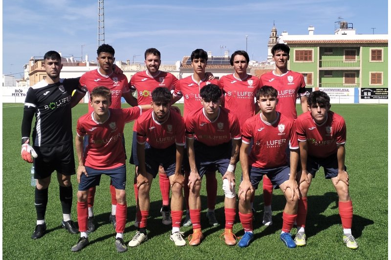 Primera FFCV: El Pego se mantiene en la categoría, pese a perder en el último partido en casa Primera FFCV: El Pego se mantiene en la categoría, pese a perder en el último partido en casa