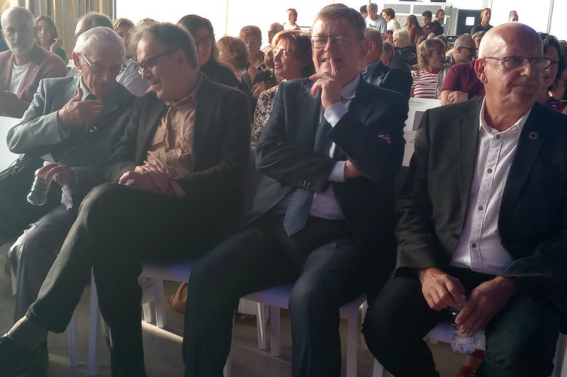 Dénia Festival de les Humanitats: Ximo Puig apuesta por la sostenibilidad, la justicia social y el diálogo frente los actuales retos que suponen la emergencia climática, la desigualdad y el autoritarismo Dénia Festival de les Humanitats: Ximo Puig apuesta por la sostenibilidad, la justicia social y el diálogo frente los actuales retos que suponen la emergencia climática, la desigualdad y el autoritarismo