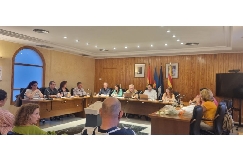 La corporación municipal de Ondara tributa una emotiva despedida póstuma al concejal Joan Costa La corporación municipal de Ondara tributa una emotiva despedida póstuma al concejal Joan Costa