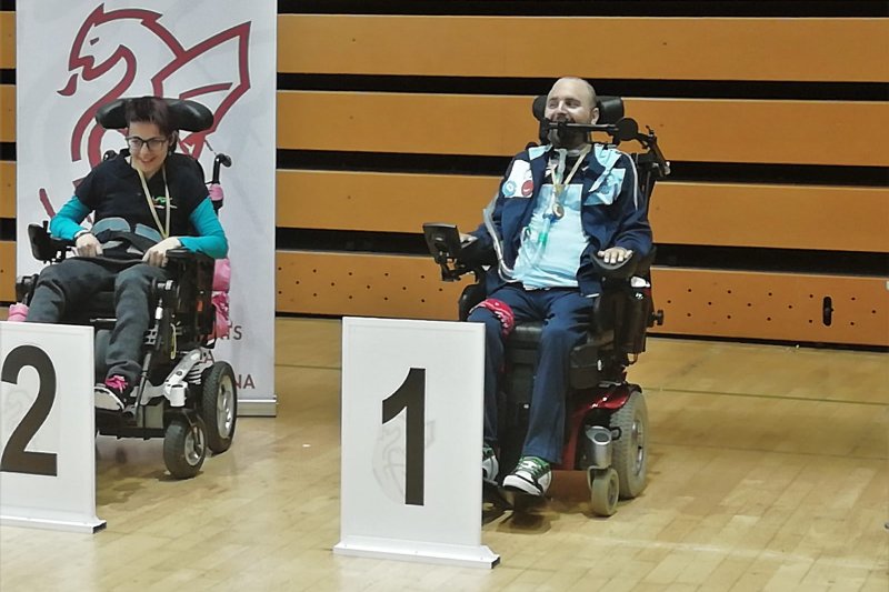 Vall de Gallinera dedica el área deportiva a su campeón tetrapléjico Ivan Alemany Vall de Gallinera dedica el área deportiva a su campeón tetrapléjico Ivan Alemany