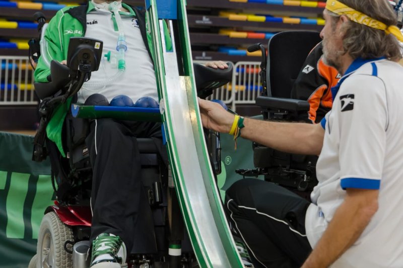 Vall de Gallinera dedica el área deportiva a su campeón tetrapléjico Ivan Alemany Vall de Gallinera dedica el área deportiva a su campeón tetrapléjico Ivan Alemany