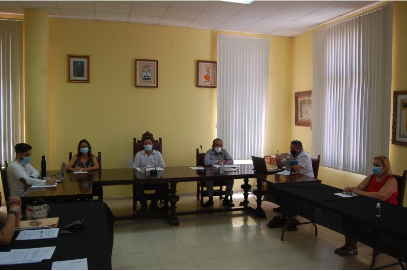 El grupo municipal del PSPV de El Verger cierra filas en torno al alcalde Ximo Coll El grupo municipal del PSPV de El Verger cierra filas en torno al alcalde Ximo Coll