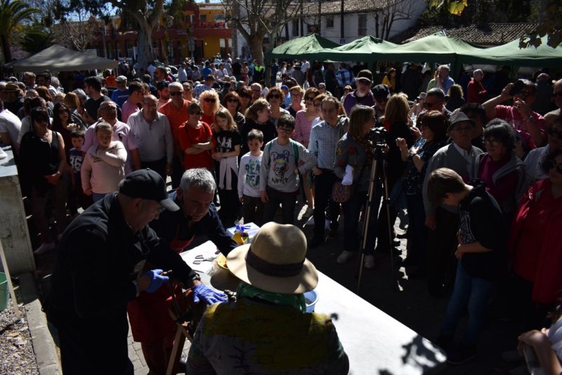 La Vall de Pop disfruta de una de las ediciones más concurridas de su Feria del Embutido La Vall de Pop disfruta de una de las ediciones más concurridas de su Feria del Embutido