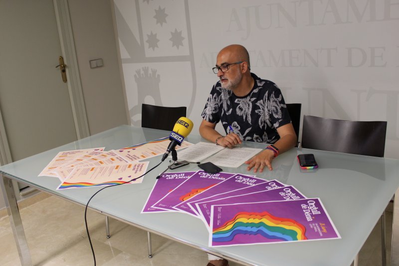 Dénia celebra el Día del Orgullo y abraza la diversidad Dénia celebra el Día del Orgullo y abraza la diversidad