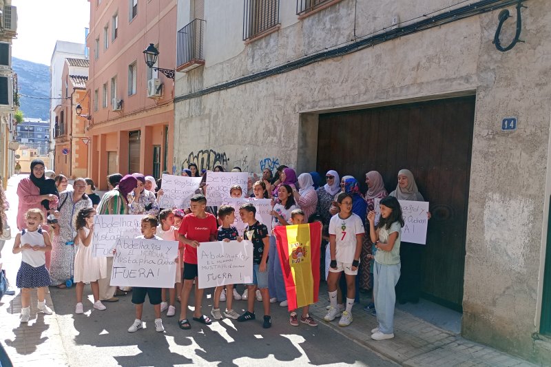 La comunidad musulmana denuncia irregularidades en la gestión de la mezquita de Annor La comunidad musulmana denuncia irregularidades en la gestión de la mezquita de Annor