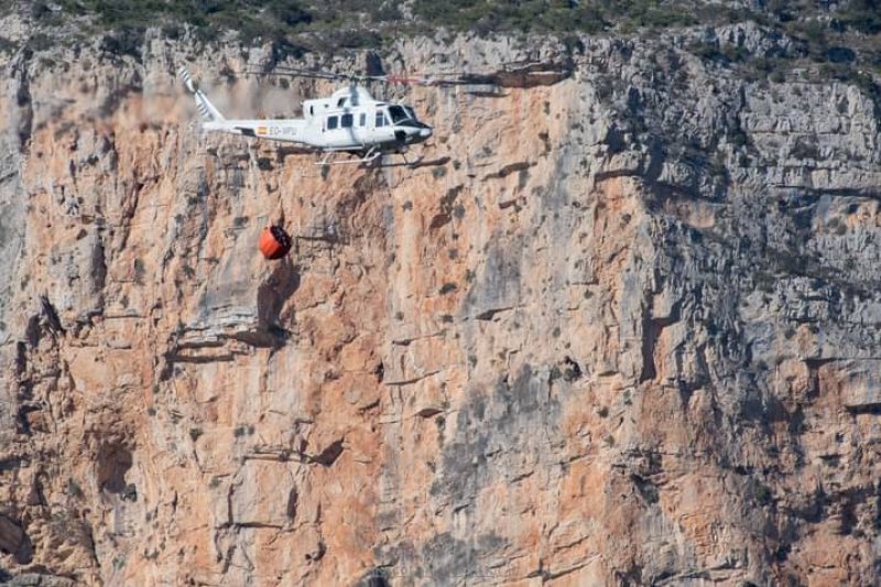 Controlado un incendio en el Montgó Controlado un incendio en el Montgó