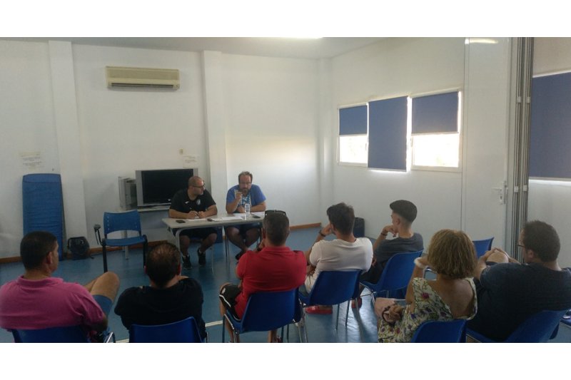 El Dianense hace cambios en la directiva y cierra sus cuentas en positivo El Dianense hace cambios en la directiva y cierra sus cuentas en positivo