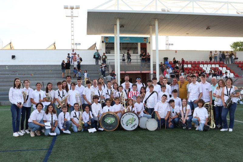 Regional Preferente: Festín del Jávea, punto de oro del Dénia, y fiasco para el Calpe Regional Preferente: Festín del Jávea, punto de oro del Dénia, y fiasco para el Calpe