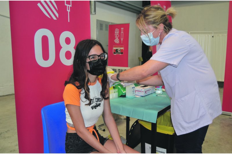 La incidencia del virus sigue a la baja aunque aún es elevada La incidencia del virus sigue a la baja aunque aún es elevada