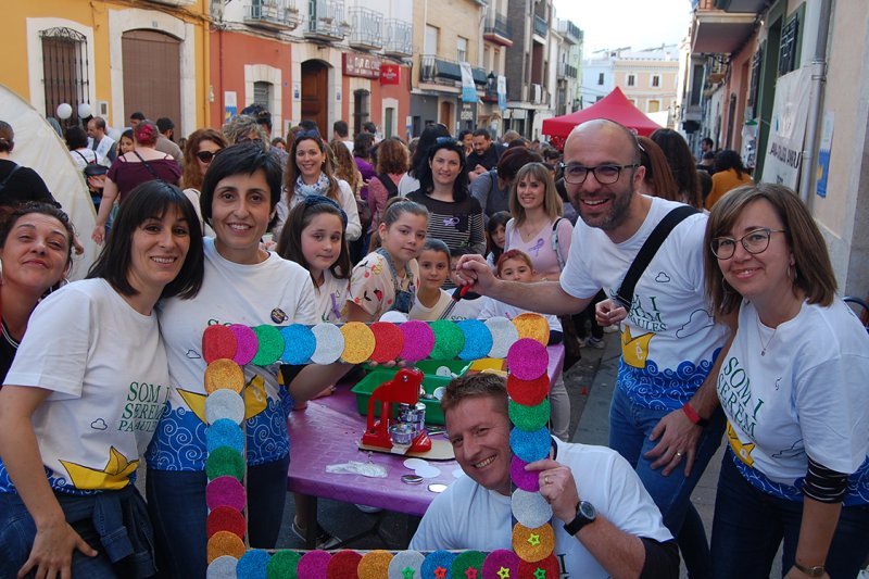 La trobada d’Escoles de la Marina Alta homenatja al lexicògraf Francesc Ferrer i Pastor amb una festa reivindicativa pel valencià La trobada d’Escoles de la Marina Alta homenatja al lexicògraf Francesc Ferrer i Pastor amb una festa reivindicativa pel valencià