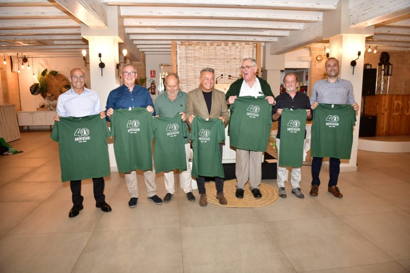 El Club Bàsquet Joventut Xàbia inicia los actos de su cuarenta aniversario El Club Bàsquet Joventut Xàbia inicia los actos de su cuarenta aniversario