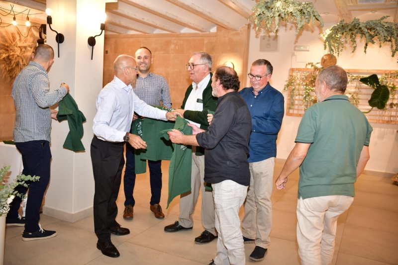 El Club Bàsquet Joventut Xàbia inicia los actos de su cuarenta aniversario El Club Bàsquet Joventut Xàbia inicia los actos de su cuarenta aniversario