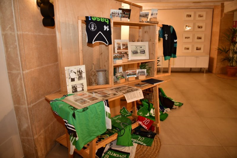 El Club Bàsquet Joventut Xàbia inicia los actos de su cuarenta aniversario El Club Bàsquet Joventut Xàbia inicia los actos de su cuarenta aniversario