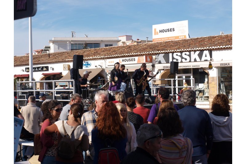 Cat Squirrel, Travelling’ Brothers y Nasty Boogie configuran un cartel de lujo para el segundo Arenal Blues de Xàbia Cat Squirrel, Travelling’ Brothers y Nasty Boogie configuran un cartel de lujo para el segundo Arenal Blues de Xàbia