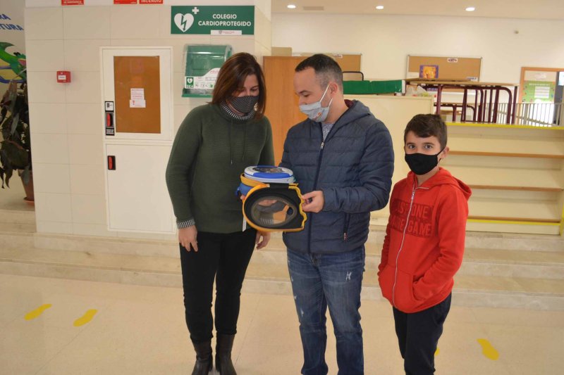 El colegio Manuel Bru de Benissa es un espacio cardioprotegido El colegio Manuel Bru de Benissa es un espacio cardioprotegido