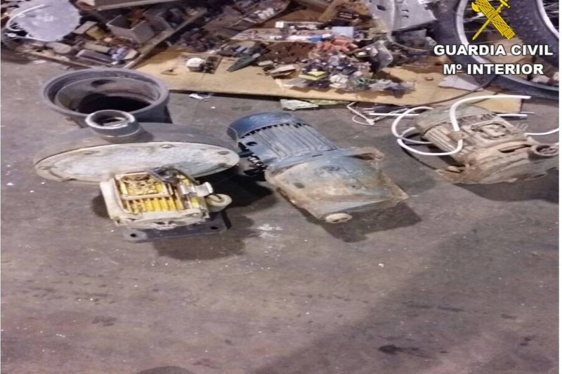 Detenido un vecino de Beniarbeig que vendía objetos robados a una chatarrería de la Safor  Detenido un vecino de Beniarbeig que vendía objetos robados a una chatarrería de la Safor