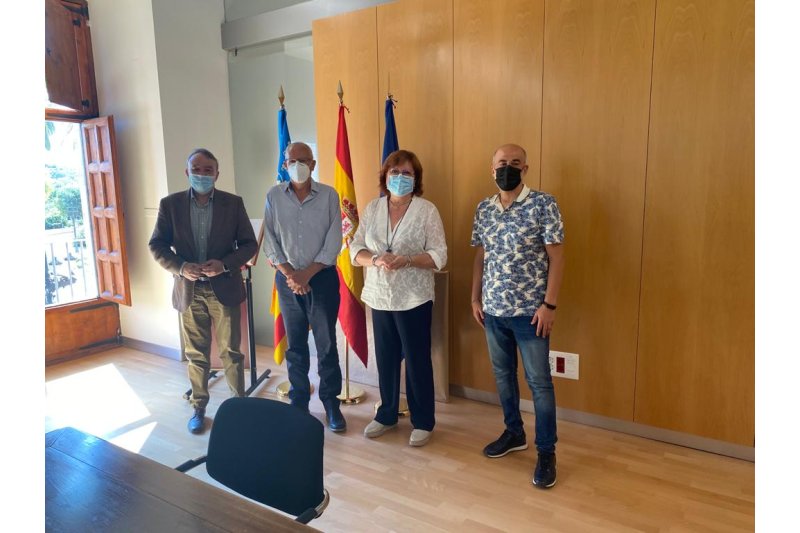 La Subdelegación del Gobierno mediará con el Ministerio para agilizar el tren de vía ancha La Subdelegación del Gobierno mediará con el Ministerio para agilizar el tren de vía ancha