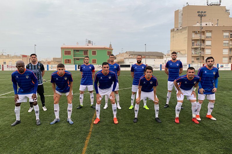 El Jávea gana al Pego 0-2 con goles de Obele y Jaume Devesa resuelve para el Pedreguer 1-0 en el último suspiro El Jávea gana al Pego 0-2 con goles de Obele y Jaume Devesa resuelve para el Pedreguer 1-0 en el último suspiro