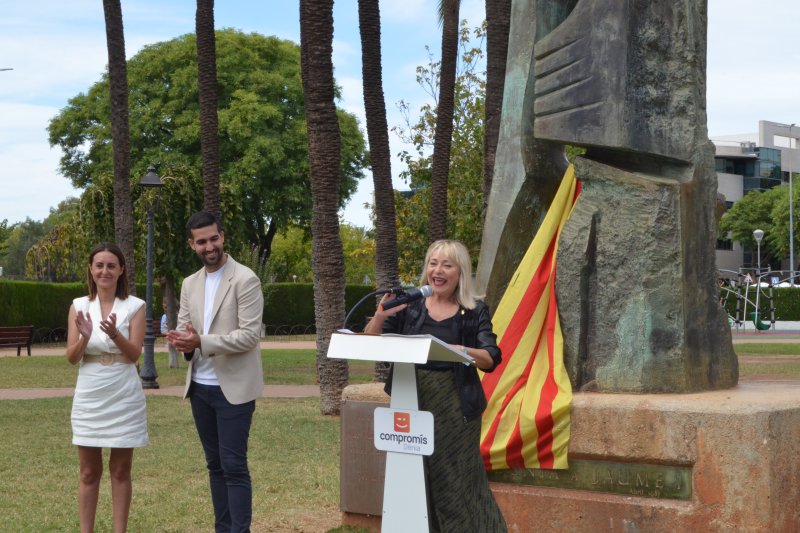 9 d'Octubre/Compromís critica la “política autodestructiva del PP” 9 d'Octubre/Compromís critica la “política autodestructiva del PP”