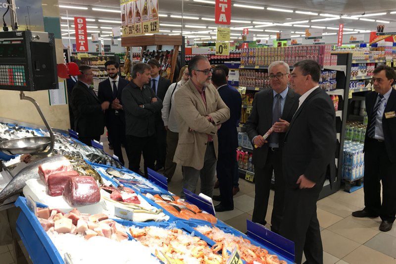 El conseller de Economia visita la sede central de MasyMas en su 35 aniversario  El conseller de Economia visita la sede central de MasyMas en su 35 aniversario