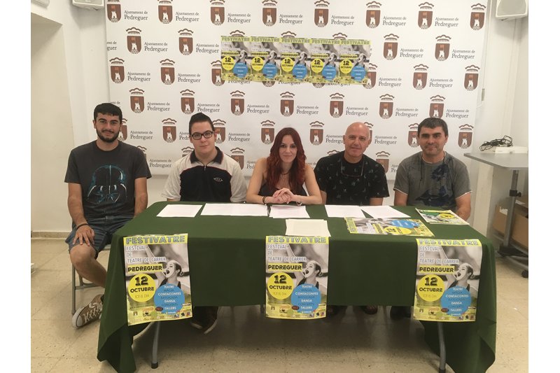 El Festivatre és el primer festival de teatre de carrer que se celebra a la Marina Alta  El Festivatre és el primer festival de teatre de carrer que se celebra a la Marina Alta