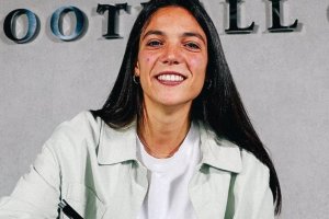 La futbolista del Verger Paula Tomás ficha por el Aston Villa