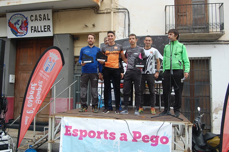 Atletisme: De la Cruz i Valero en 21 quilòmetres i Pol i Pilar Rodríquez en sprint són els guanyadors de la Pego Trail Atletisme: De la Cruz i Valero en 21 quilòmetres i Pol i Pilar Rodríquez en sprint són els guanyadors de la Pego Trail