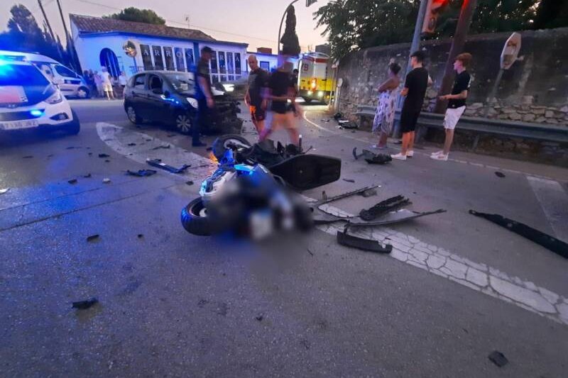 Muere un hombre cuando iba en moto por el Camí de Gandia Muere un hombre cuando iba en moto por el Camí de Gandia