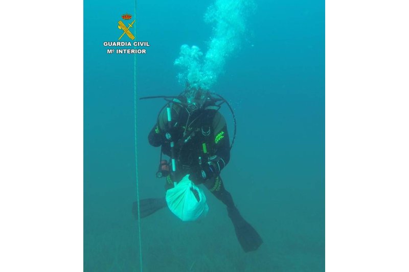 La Guardia Civil investiga unos restos humanos aparecidos en Calp La Guardia Civil investiga unos restos humanos aparecidos en Calp