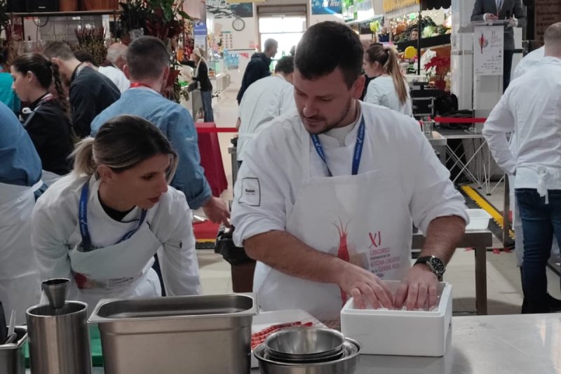 El restaurante L'Atelier Robuchon de Madrid gana el Concurso Internacional de Cocina Creativa  de la Gamba Roja de Dénia  El restaurante L'Atelier Robuchon de Madrid gana el Concurso Internacional de Cocina Creativa  de la Gamba Roja de Dénia