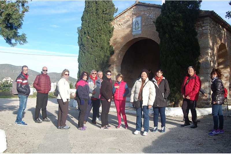 Un centenar de persones participen en la jornada inaugural de la Ruta de les Ermites a Pego Un centenar de persones participen en la jornada inaugural de la Ruta de les Ermites a Pego