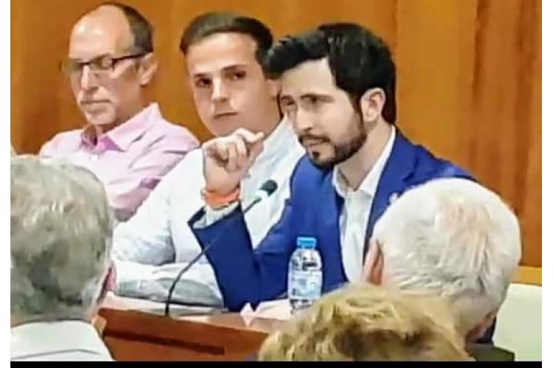 Ciudadanos Xàbia critica la improvisación del departamento de Servicios en la preparación del contrato de basura Ciudadanos Xàbia critica la improvisación del departamento de Servicios en la preparación del contrato de basura