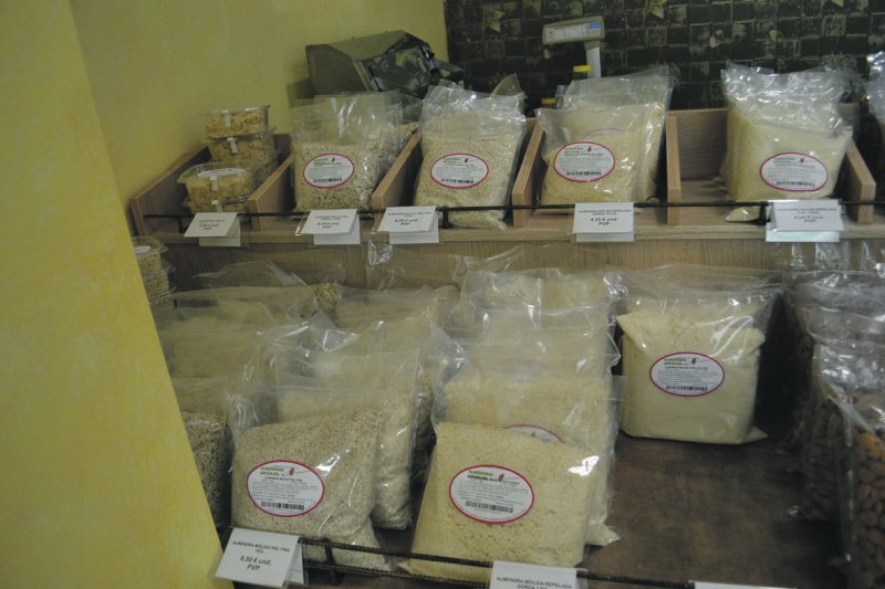 ¿Quién quita la piel a las almendras? ¿Quién quita la piel a las almendras?