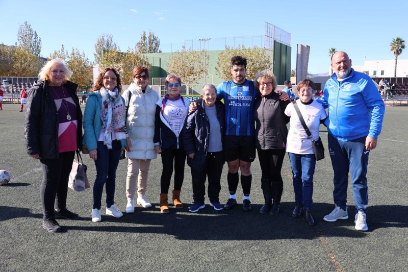 El Joventut Pedreguer repeteix la jornada solidària amb el grup Valentes i Positives El Joventut Pedreguer repeteix la jornada solidària amb el grup Valentes i Positives