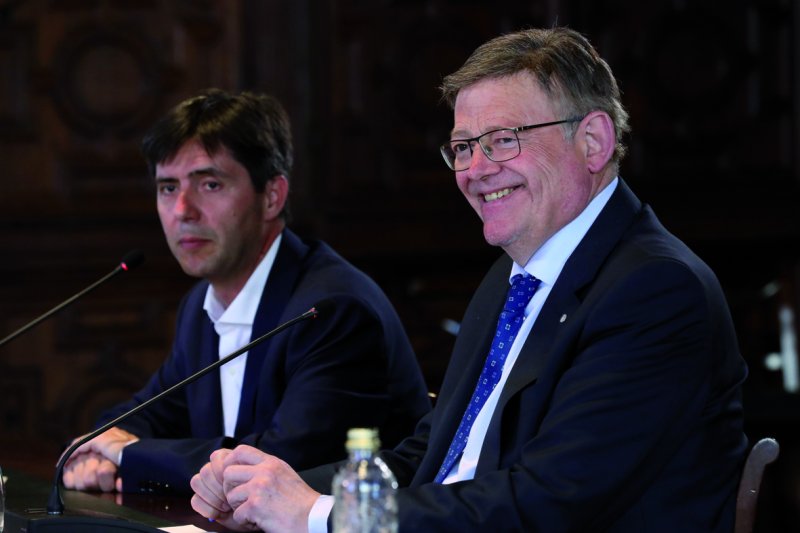 Ximo Puig, presidente de la Generalitat: “El problema de la vía ancha entre Dénia y Gandia es que hay gente que no quiere que el tren pase cerca de su casa”  Ximo Puig, presidente de la Generalitat: “El problema de la vía ancha entre Dénia y Gandia es que hay gente que no quiere que el tren pase cerca de su casa”