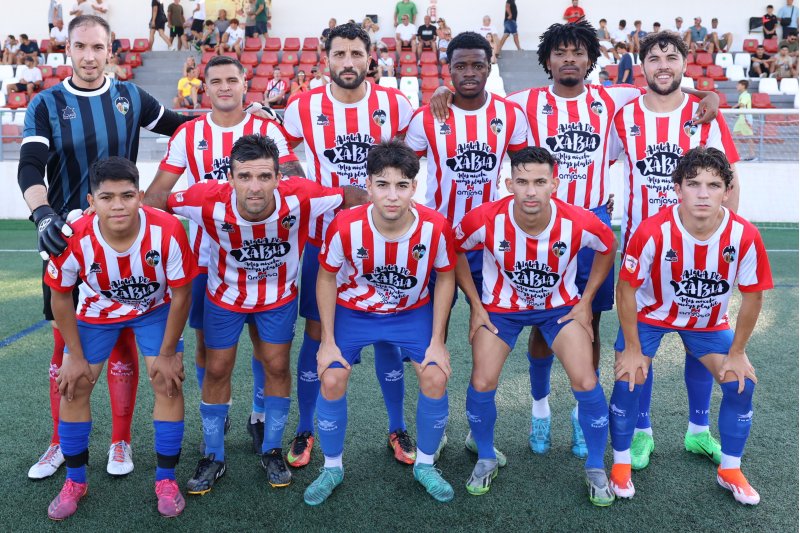 Primera FFCV: El CD Jávea mantiene el bloque y renueva la ilusión para luchar por el ascenso Primera FFCV: El CD Jávea mantiene el bloque y renueva la ilusión para luchar por el ascenso