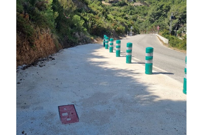 Xàbia instala hidrantes en las calas para mejorar la respuesta ante un incendio Xàbia instala hidrantes en las calas para mejorar la respuesta ante un incendio