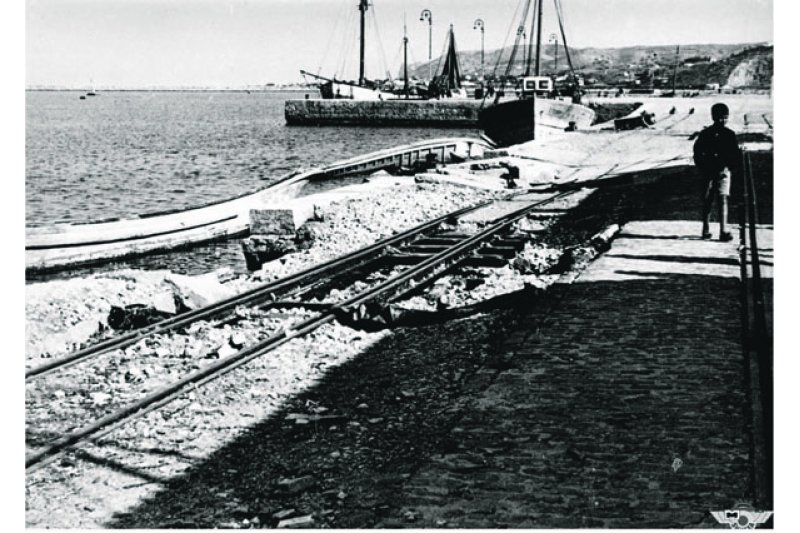 Una visita para hablar de bombas y refugios cierra el domingo las actividades de difusión de la Guerra Civil Una visita para hablar de bombas y refugios cierra el domingo las actividades de difusión de la Guerra Civil