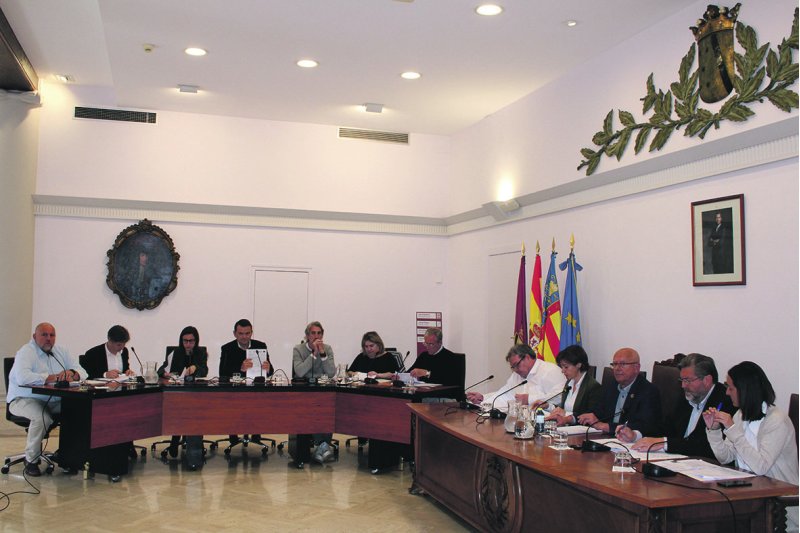 El pleno exige a PP y VOX que no anule leyes como la del plurilingüismo y la lucha contra la corrupción El pleno exige a PP y VOX que no anule leyes como la del plurilingüismo y la lucha contra la corrupción