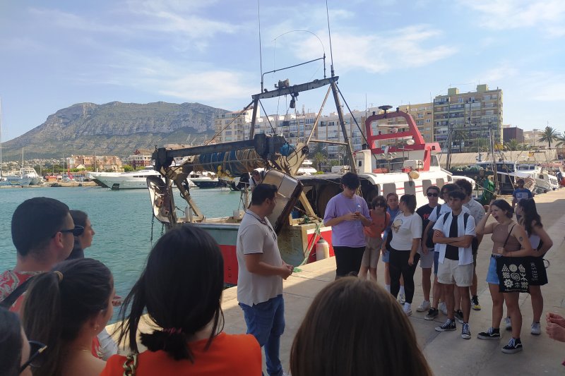 Alumnado de la UA realiza una visita de inmersión en la cadena gastroalimentaria de la comarca  Alumnado de la UA realiza una visita de inmersión en la cadena gastroalimentaria de la comarca